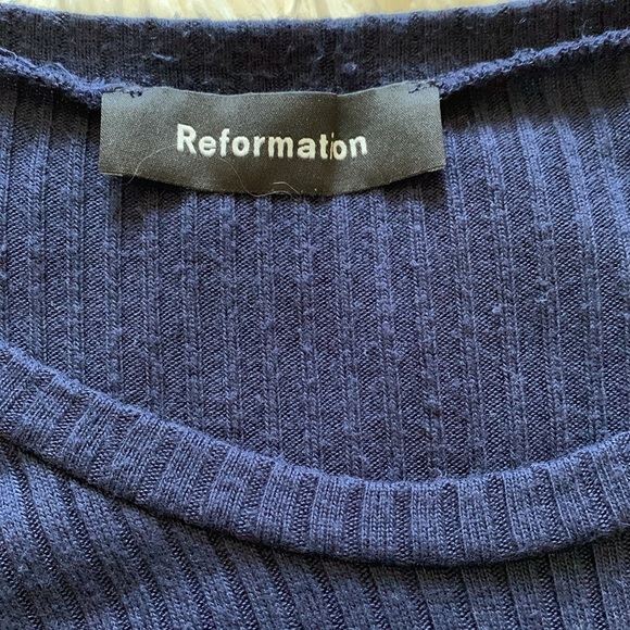 reformation Janine navy Top size XL - Picture 6 of 6